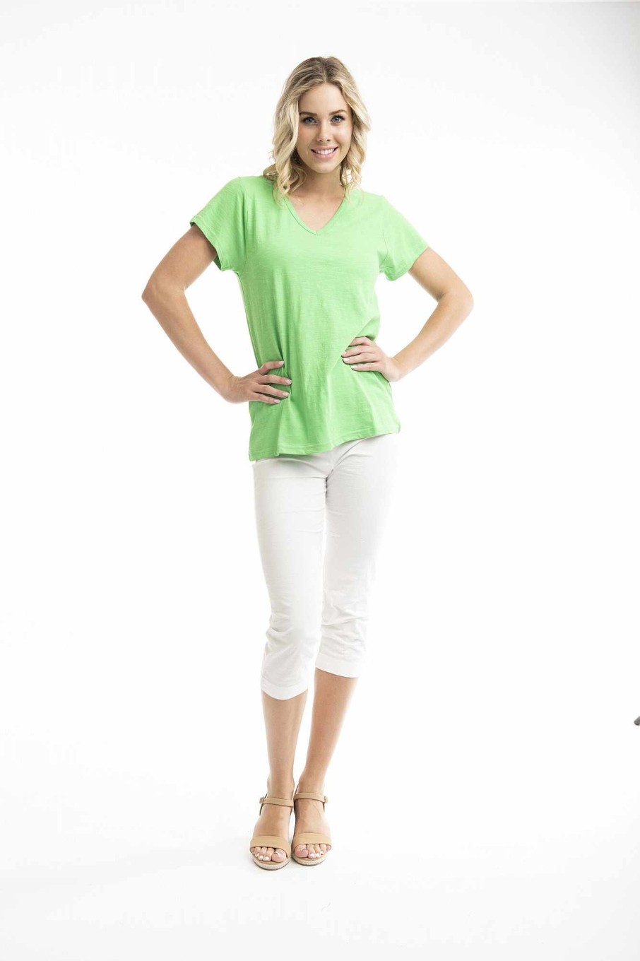 Women Orientique Essentials | Essentials Tee V Neck Parrot