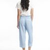 Women Orientique Essentials | Essentials 3/4 Pant Linen Chambray